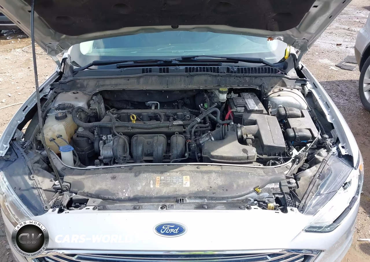 2018 Ford Fusion S VIN:3FA6P0G74JR196153 - 10