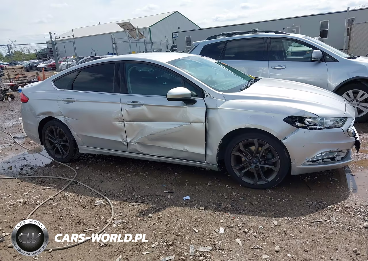 2018 Ford Fusion S VIN:3FA6P0G74JR196153 - 13