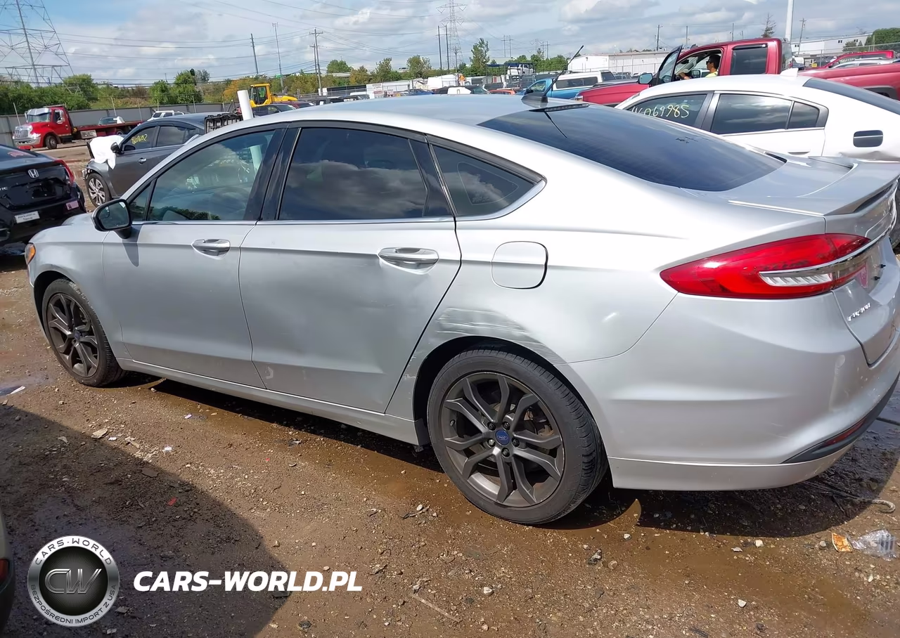 2018 Ford Fusion S VIN:3FA6P0G74JR196153 - 14