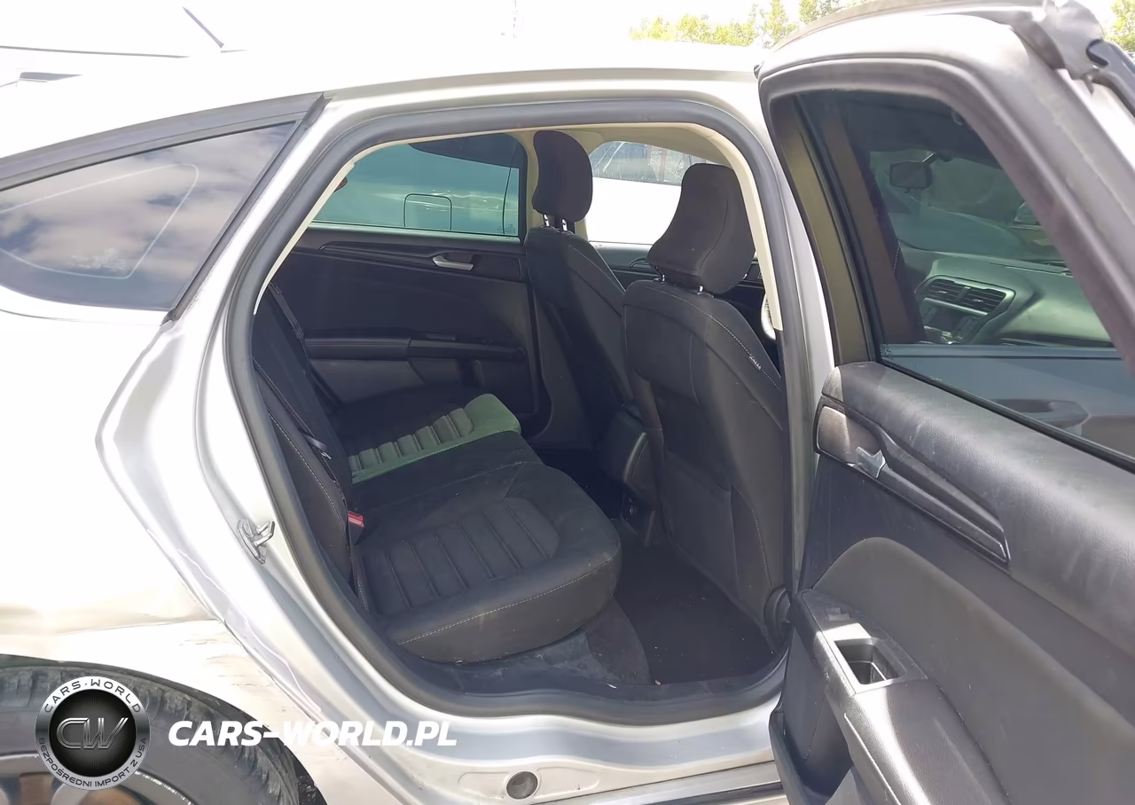 2018 Ford Fusion S VIN:3FA6P0G74JR196153 - 8
