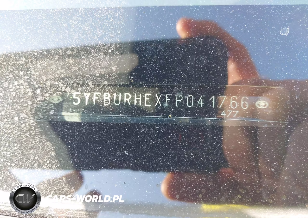2014 Toyota Corolla S Plus VIN:5YFBURHEXEP041766 - 17