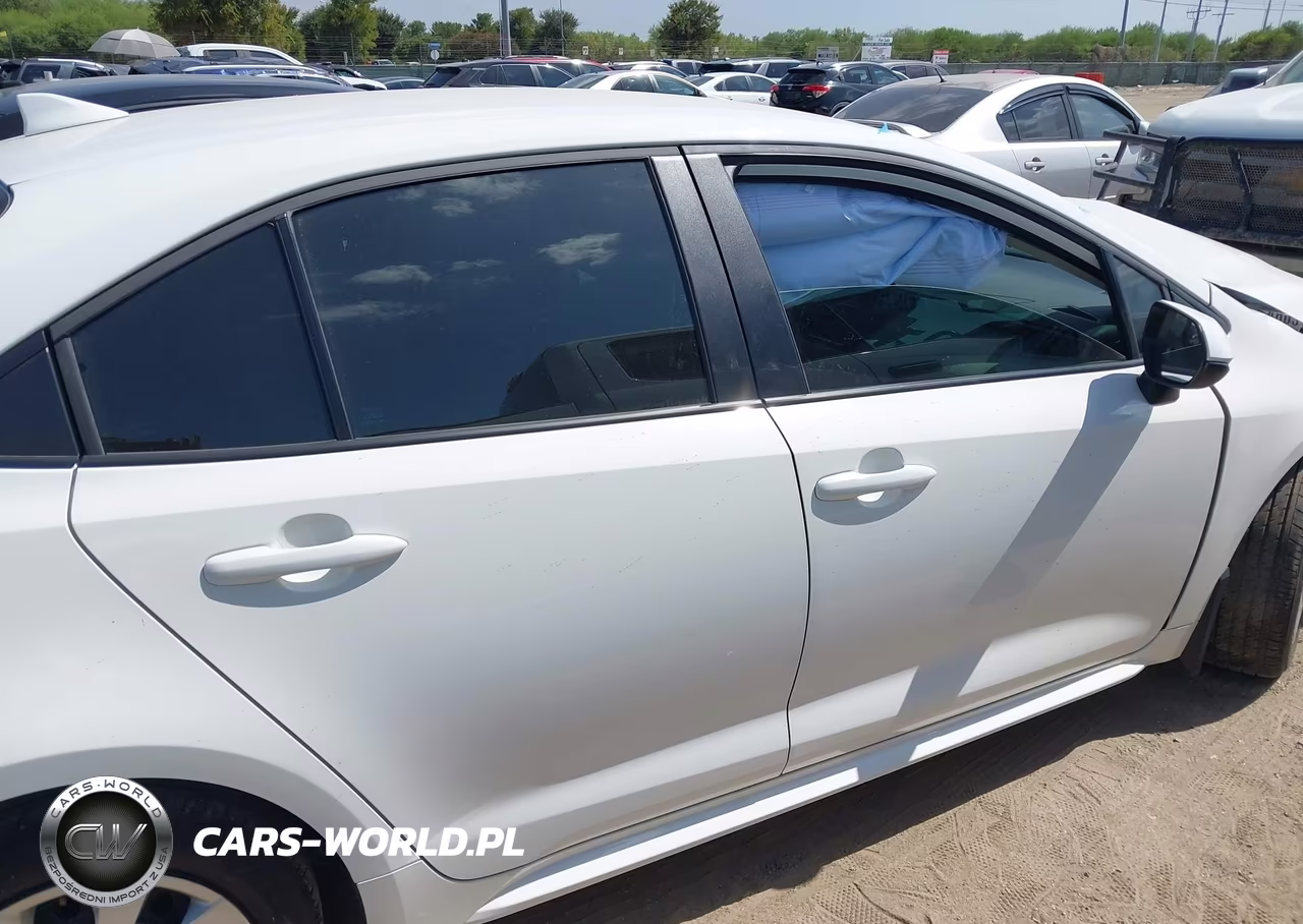 2026 Toyota Corolla Le VIN:5YFB4MDE6TP383477 - 12