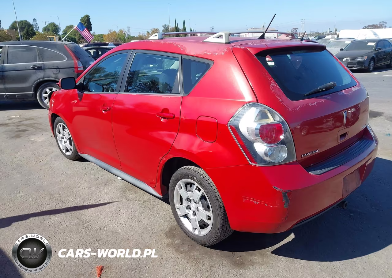 2010 Pontiac Vibe VIN:5Y2SP6E01AZ410304 - 3