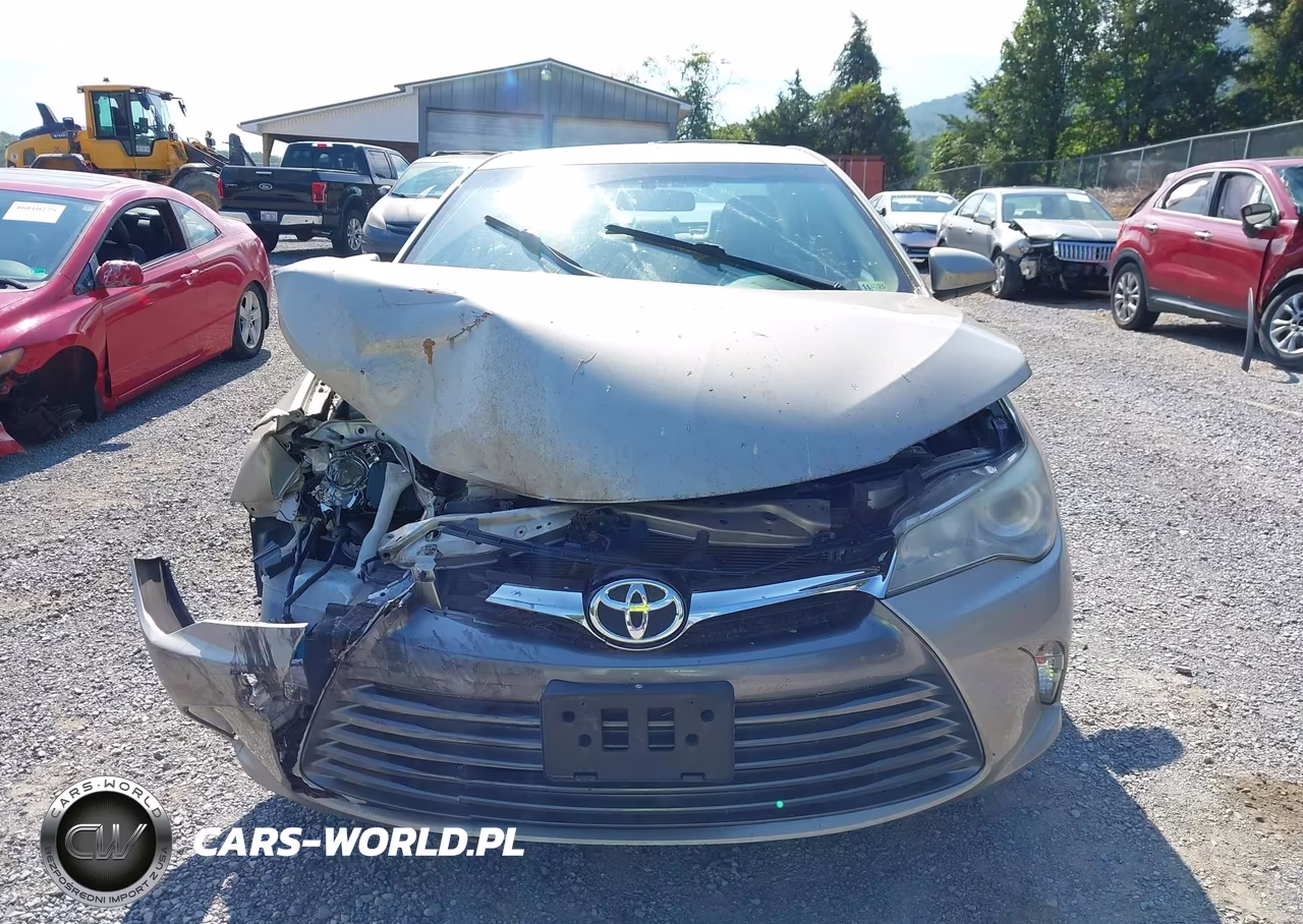 2017 Toyota Camry Le VIN:4T1BF1FK8HU711192 - 12