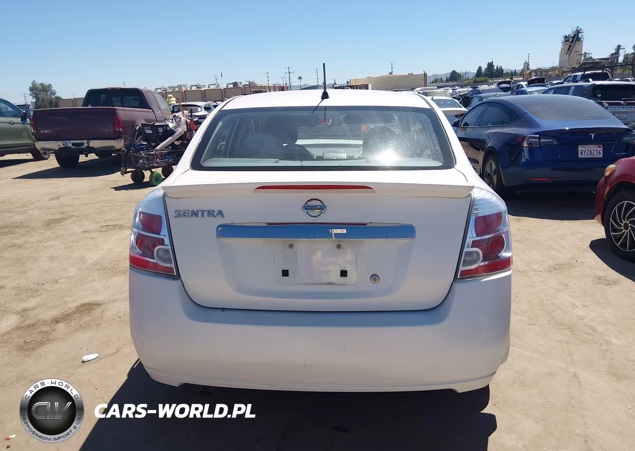 2012 Nissan Sentra 2.0 S VIN:3N1AB6AP3CL705172 - 17