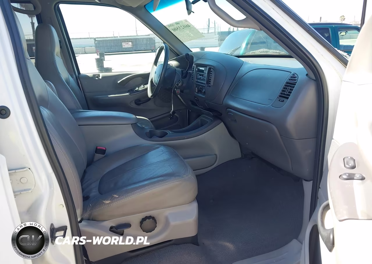 1999 Ford Expedition Eddie Bauer-Xlt VIN:1FMRU17L7XLA38198 - 5