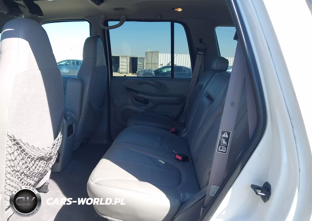 1999 Ford Expedition Eddie Bauer-Xlt VIN:1FMRU17L7XLA38198 - 8