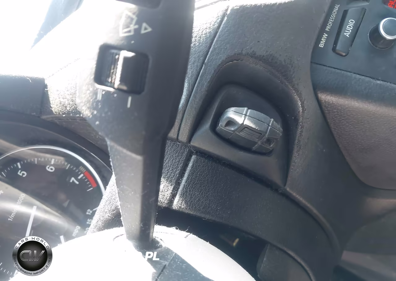 2013 BMW X1 xDrive28I VIN:WBAVL1C54DVR86665 - 11