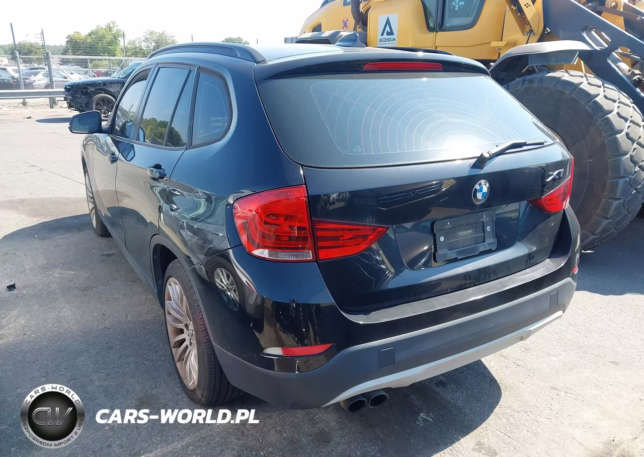 2013 BMW X1 xDrive28I VIN:WBAVL1C54DVR86665 - 3