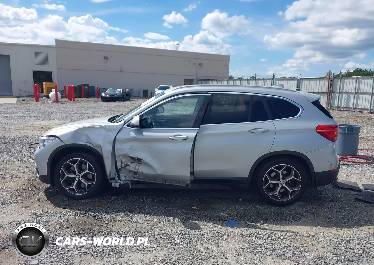 2016 BMW X1 xDrive28I VIN:WBXHT3C38GP887644 - 14