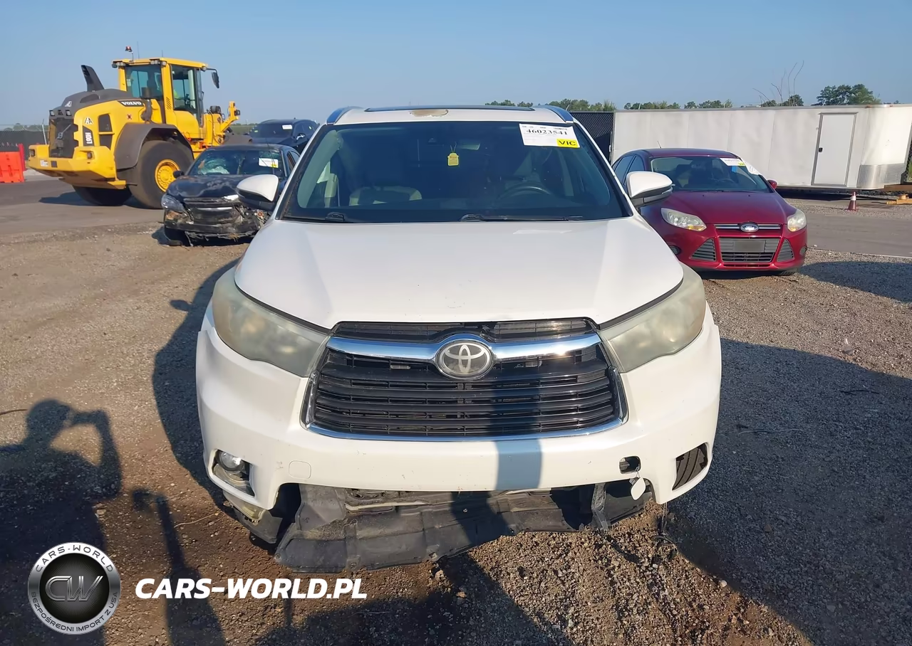 2015 Toyota Highlander Limited Platinum V6 VIN:5TDDKRFH7FS129856 - 13