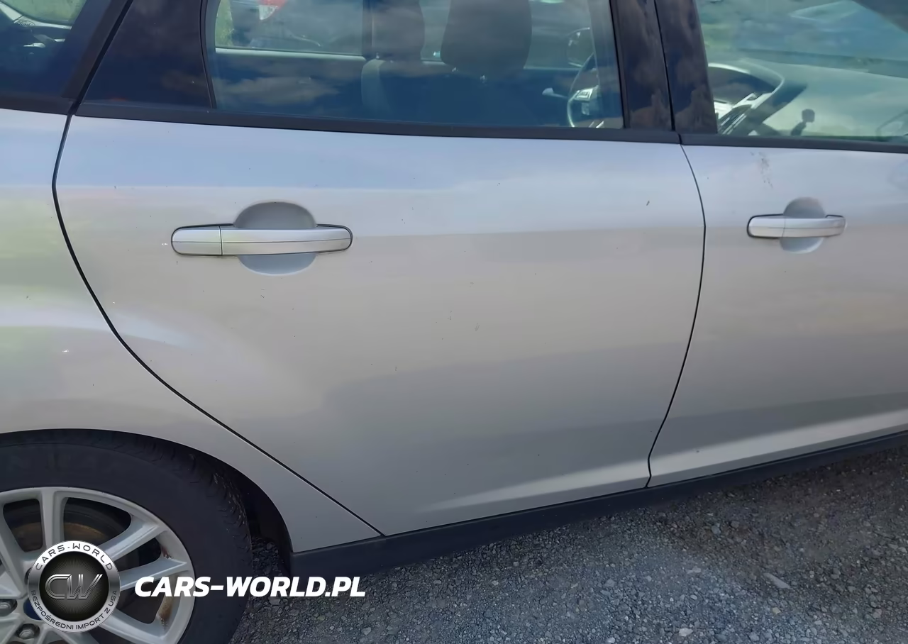2016 Ford Focus Se VIN:1FADP3K27GL217203 - 12