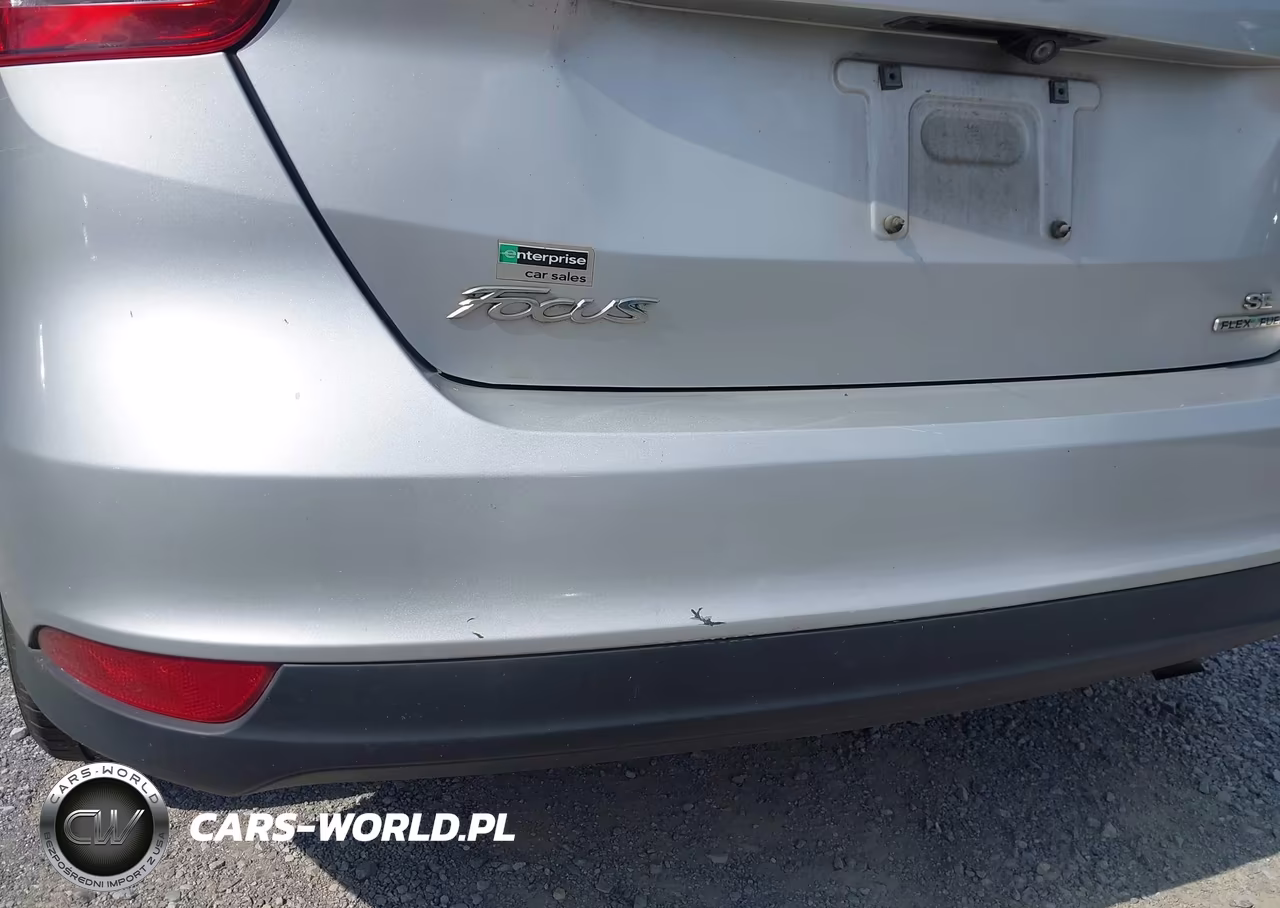 2016 Ford Focus Se VIN:1FADP3K27GL217203 - 14