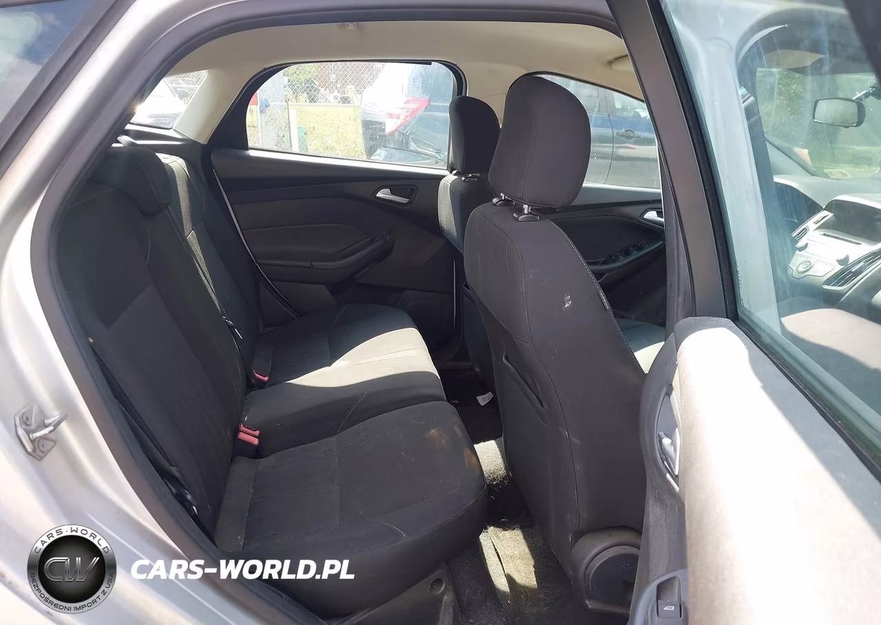 2016 Ford Focus Se VIN:1FADP3K27GL217203 - 8