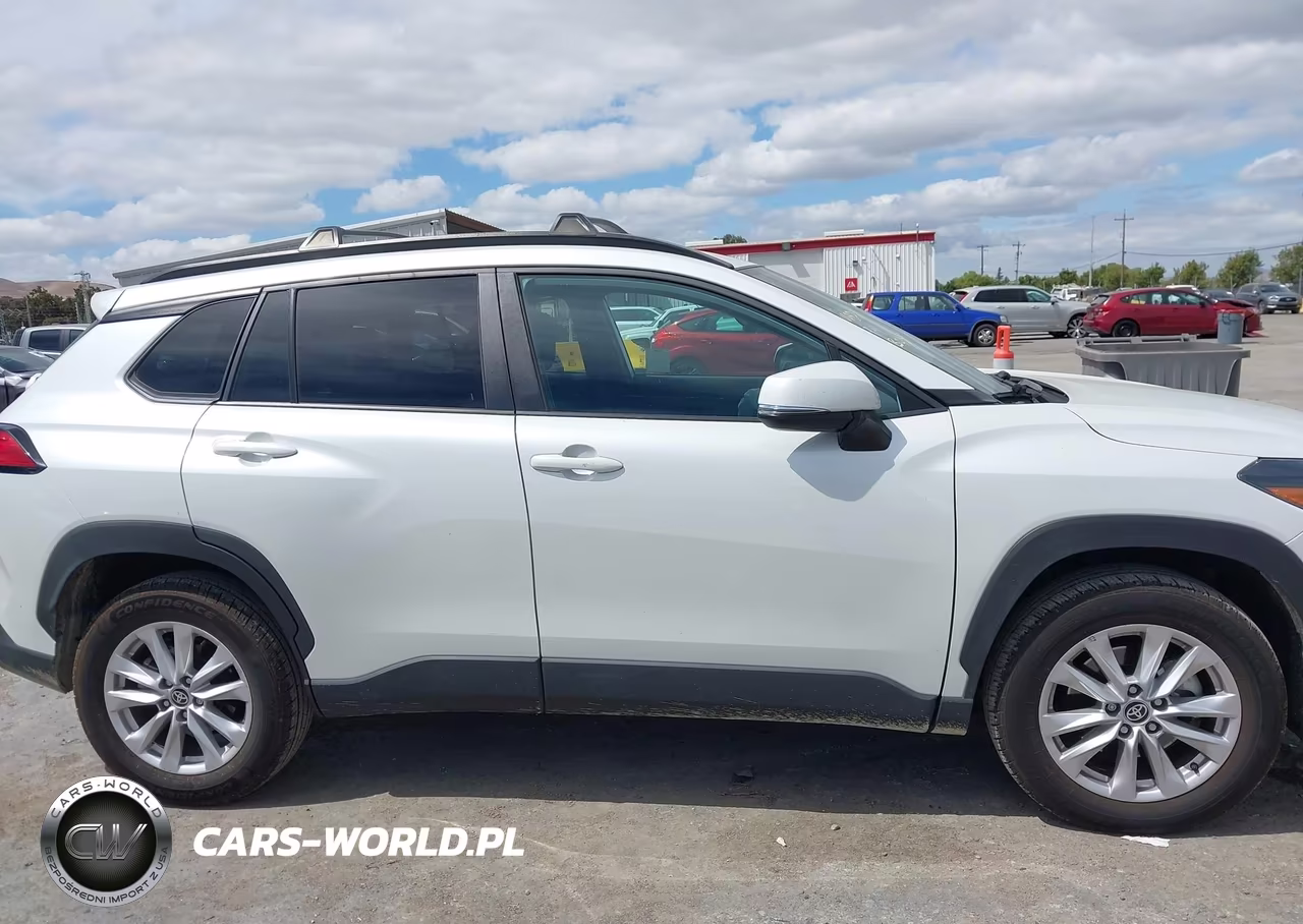 2022 Toyota Corolla Cross Le VIN:7MUCAAAGXNV036154 - 15