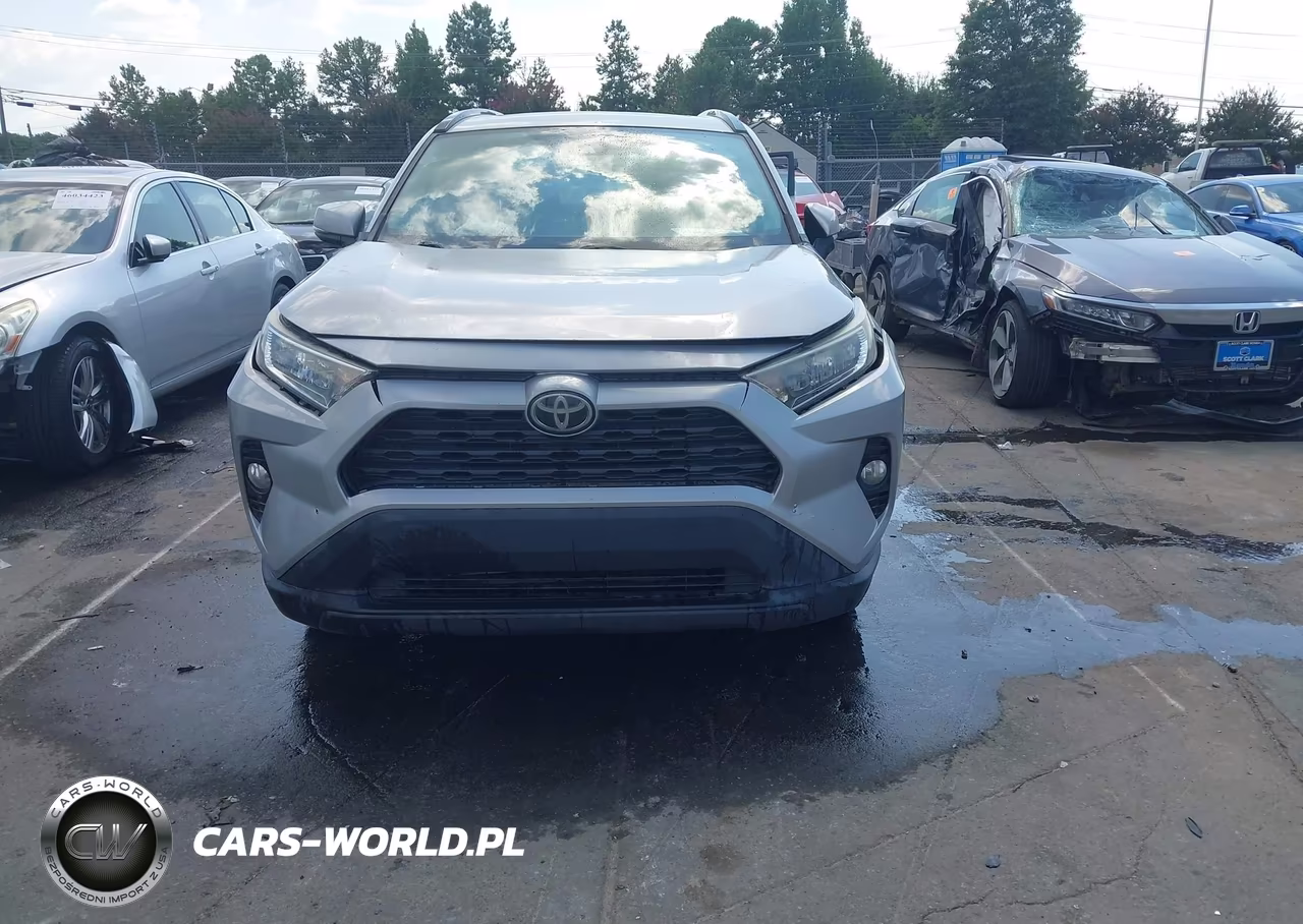 2019 Toyota Rav4 Xle VIN:2T3W1RFV7KW015396 - 12