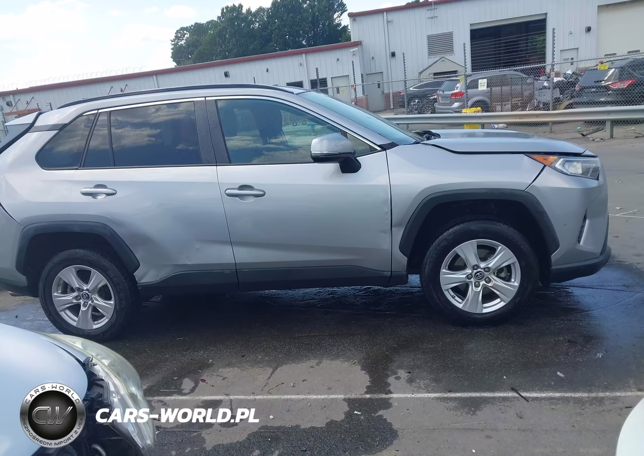 2019 Toyota Rav4 Xle VIN:2T3W1RFV7KW015396 - 13