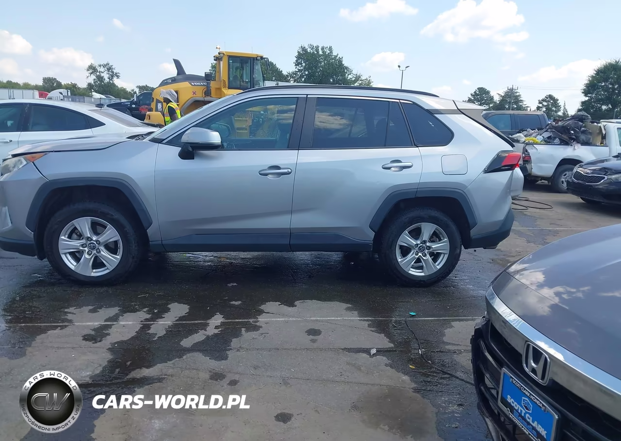 2019 Toyota Rav4 Xle VIN:2T3W1RFV7KW015396 - 14