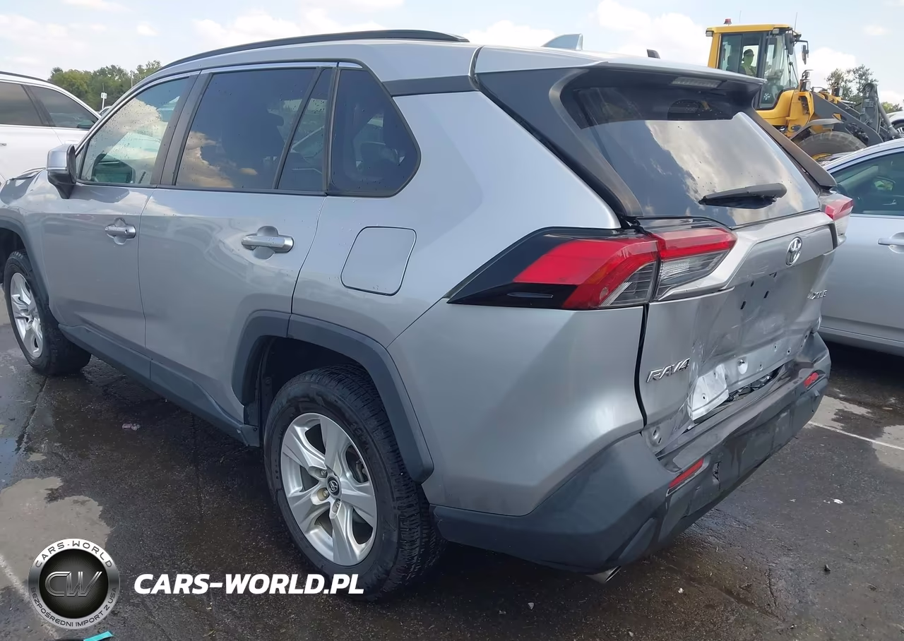 2019 Toyota Rav4 Xle VIN:2T3W1RFV7KW015396 - 3