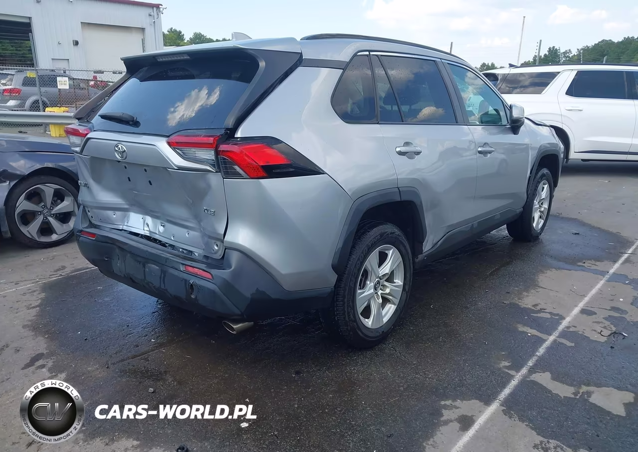 2019 Toyota Rav4 Xle VIN:2T3W1RFV7KW015396 - 4
