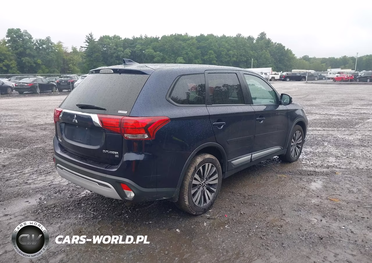 2019 Mitsubishi Outlander Se VIN:JA4AZ3A39KZ014332 - 4
