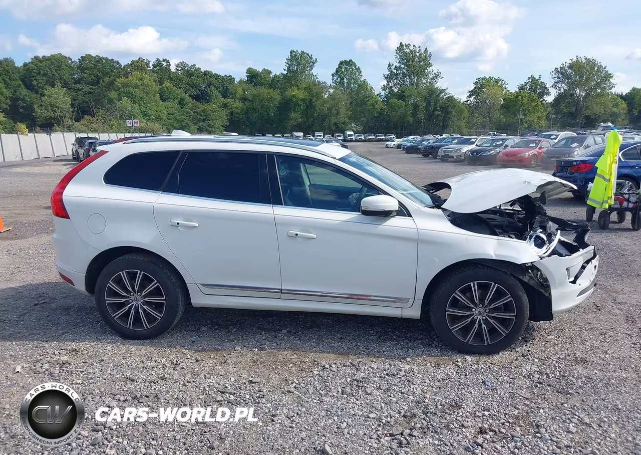 2016 Volvo Xc60 T6 Drive-E VIN:YV449MRK4G2892350 - 13