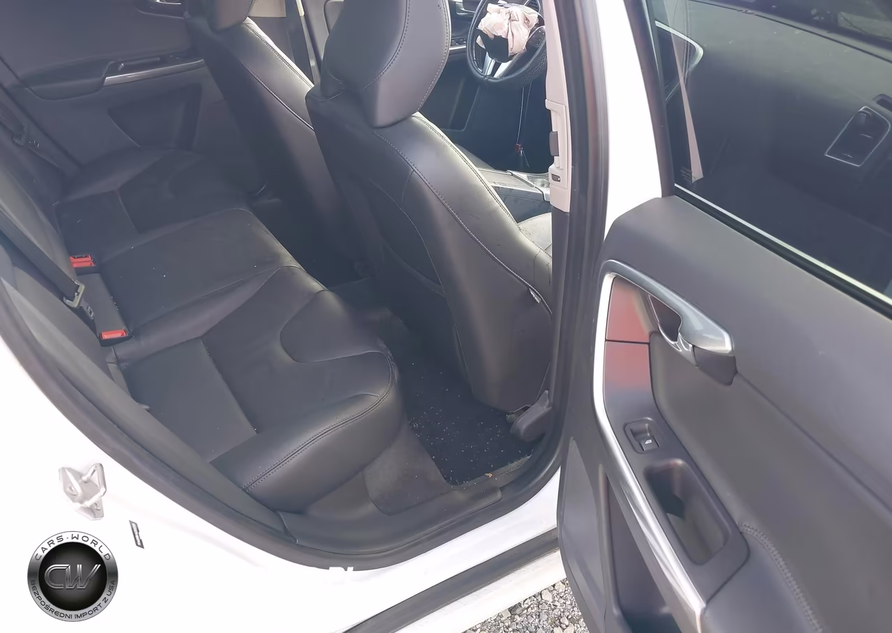 2016 Volvo Xc60 T6 Drive-E VIN:YV449MRK4G2892350 - 8