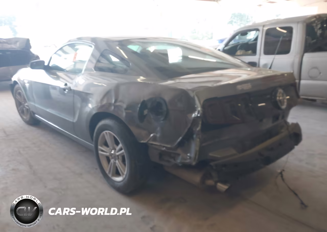 2014 Ford Mustang V6 VIN:1ZVBP8AM6E5314179 - 3