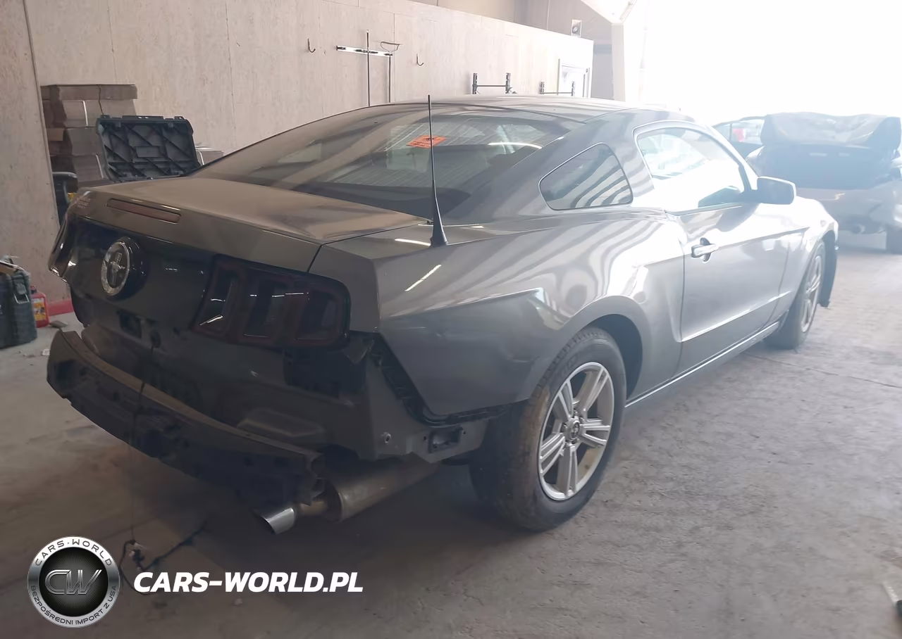 2014 Ford Mustang V6 VIN:1ZVBP8AM6E5314179 - 4