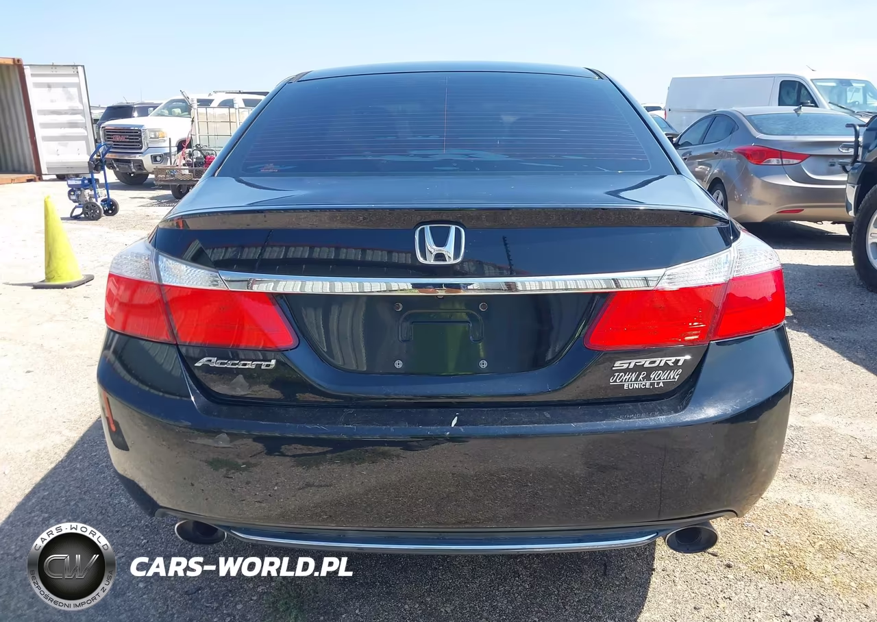 2015 Honda Accord Sport VIN:1HGCR2F58FA058315 - 16