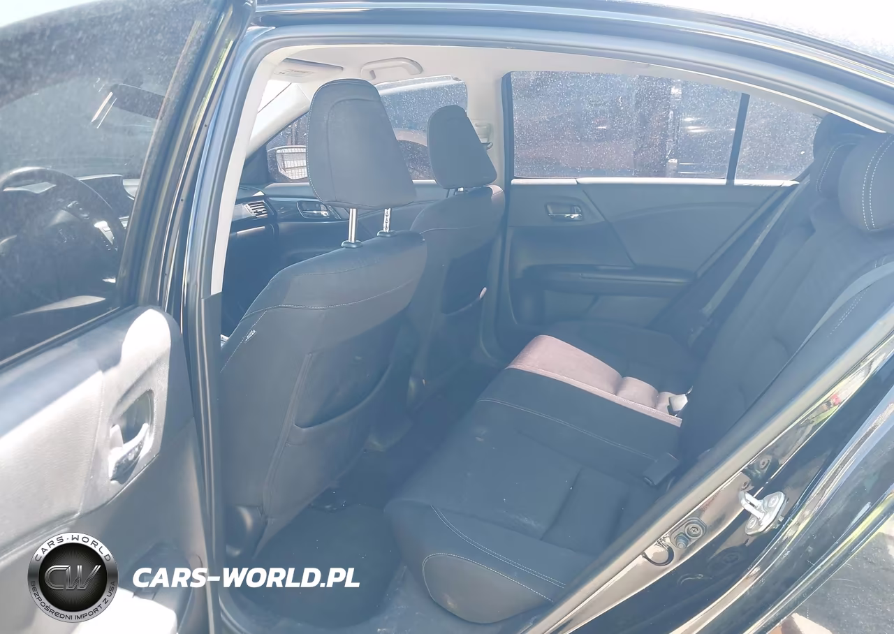 2015 Honda Accord Sport VIN:1HGCR2F58FA058315 - 18