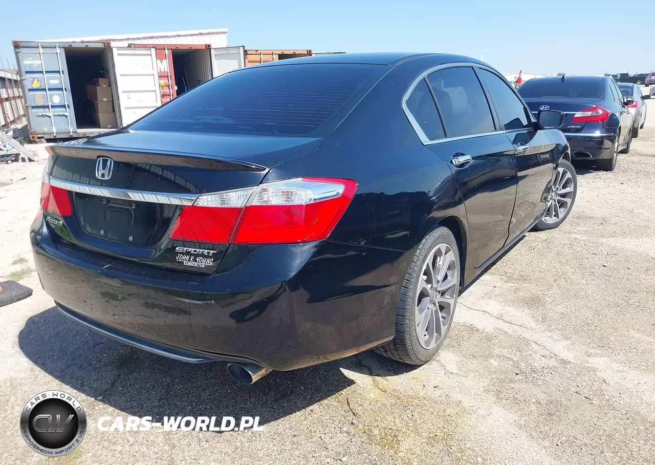 2015 Honda Accord Sport VIN:1HGCR2F58FA058315 - 4