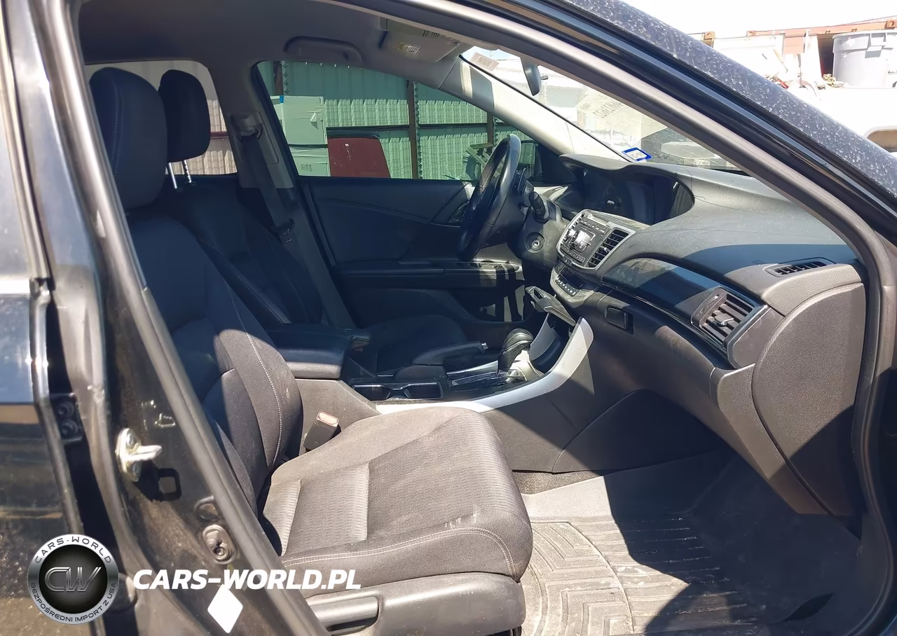 2015 Honda Accord Sport VIN:1HGCR2F58FA058315 - 5