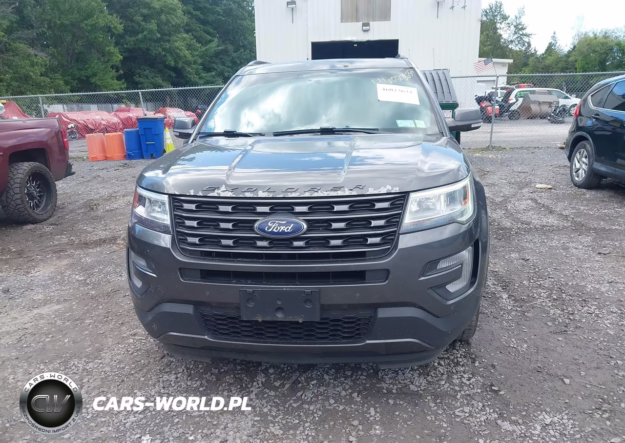 2017 Ford Explorer Xlt VIN:1FM5K8D84HGC16902 - 12