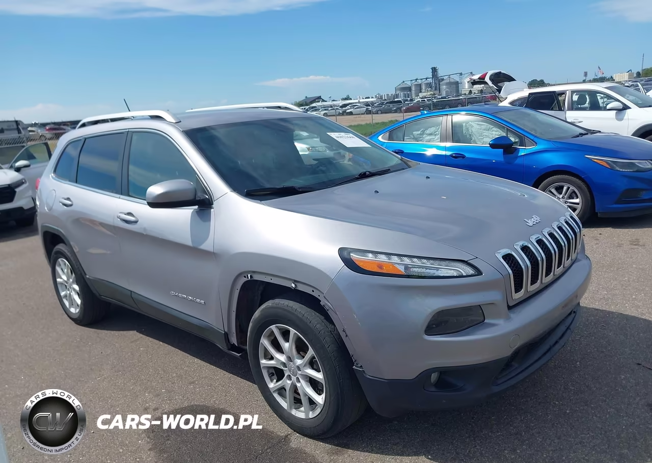 2015 Jeep Cherokee Latitude VIN:1C4PJMCSXFW546780 - 1