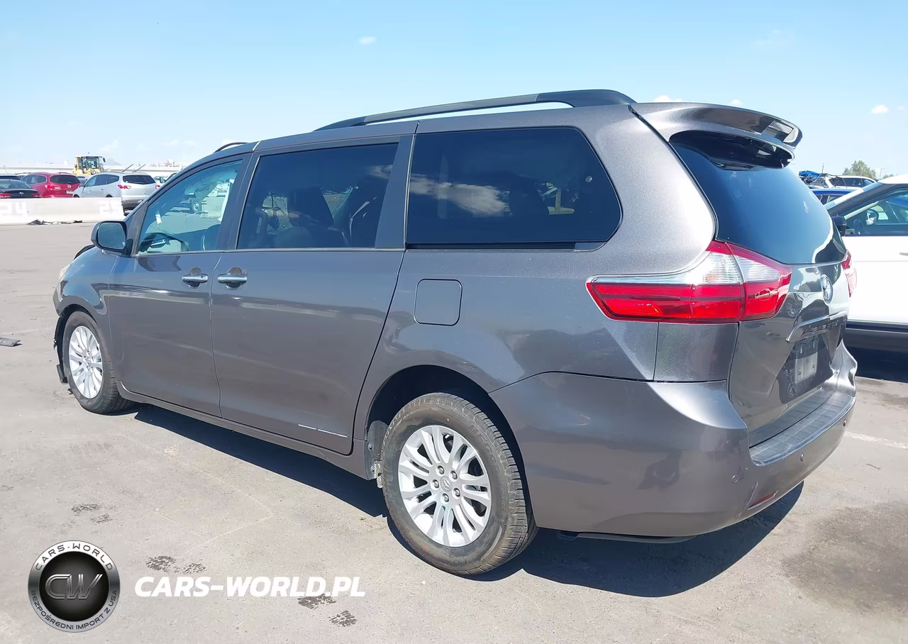 2016 Toyota Sienna Xle 8 Passenger VIN:5TDYK3DC1GS731806 - 3