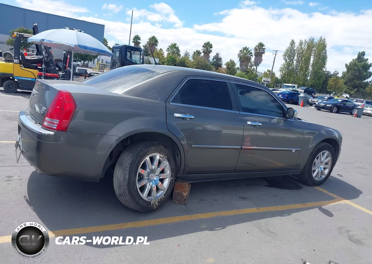 2008 Chrysler 300C Hemi VIN:2C3KA63H68H320588 - 13