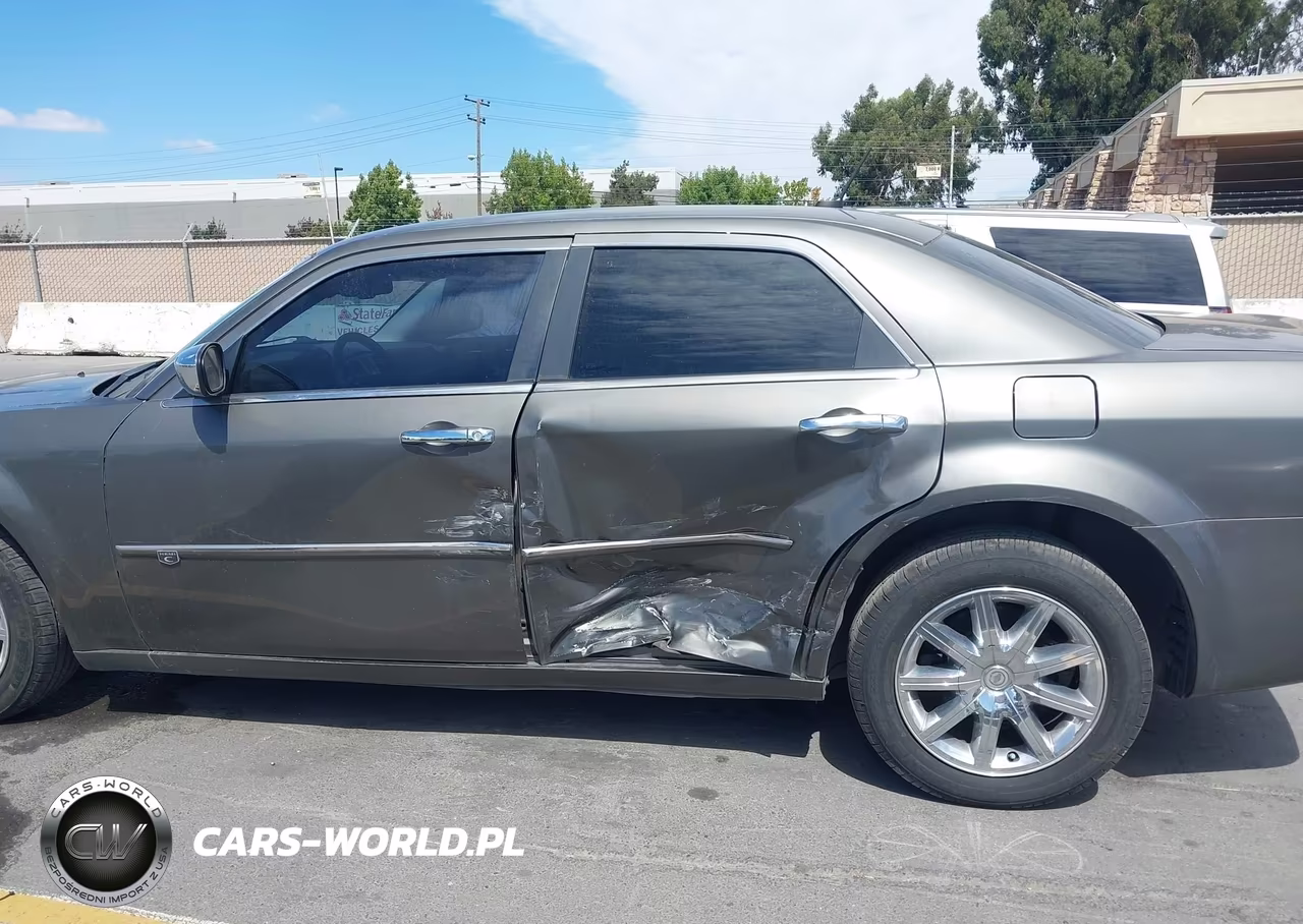 2008 Chrysler 300C Hemi VIN:2C3KA63H68H320588 - 6