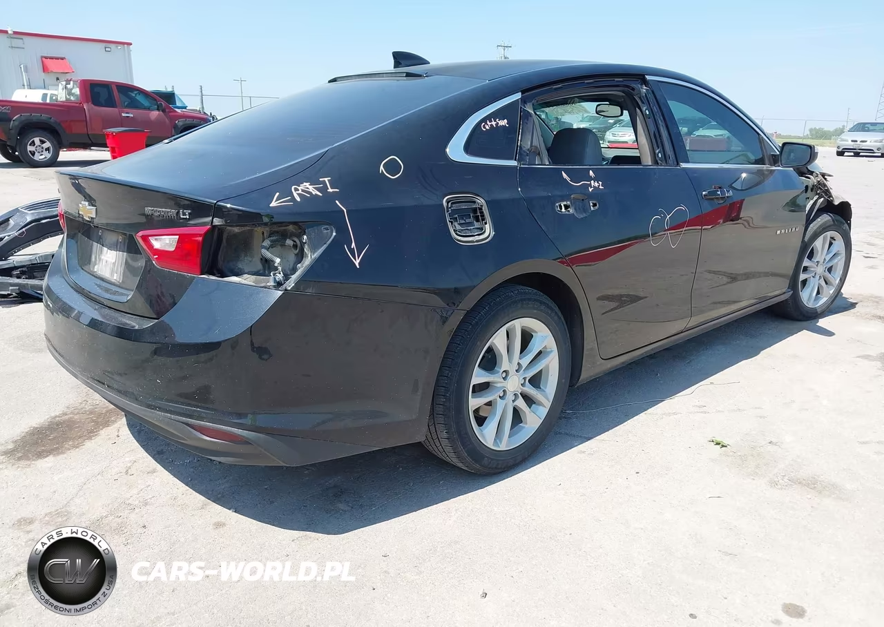 2016 Chevrolet Malibu 1Lt VIN:1G1ZE5STXGF179192 - 4