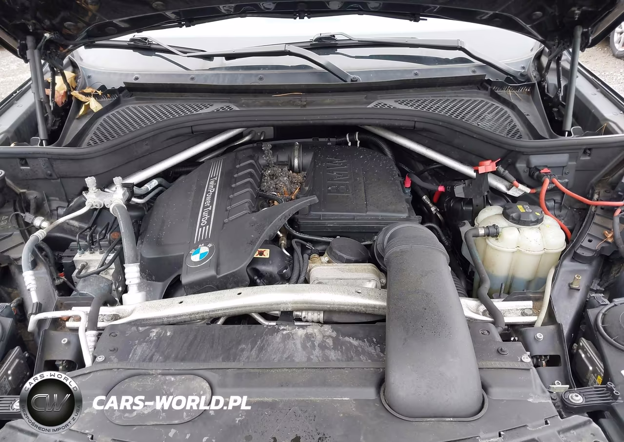 2018 BMW X5 xDrive35I VIN:5UXKR0C51J0X93279 - 10