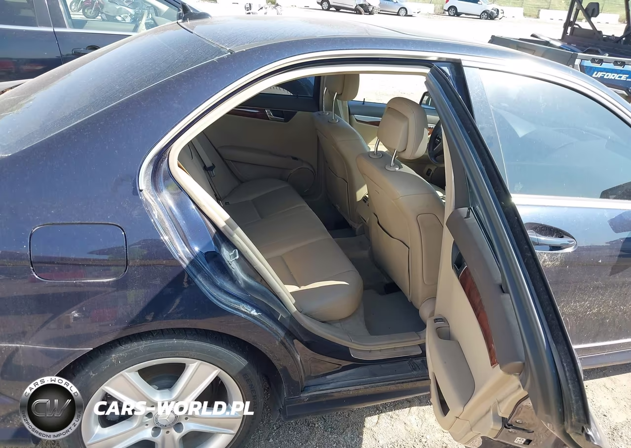 2011 Mercedes-Benz C 300 Luxury 4Matic-Sport 4Matic VIN:WDDGF8BB3BR134919 - 8