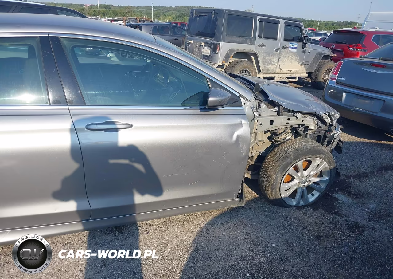 2016 Chrysler 200 Limited VIN:1C3CCCAB4GN125560 - 14