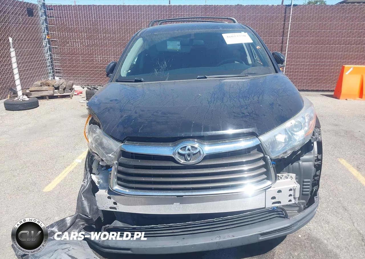 2016 Toyota Highlander Le VIN:5TDZARFH0GS021671 - 12