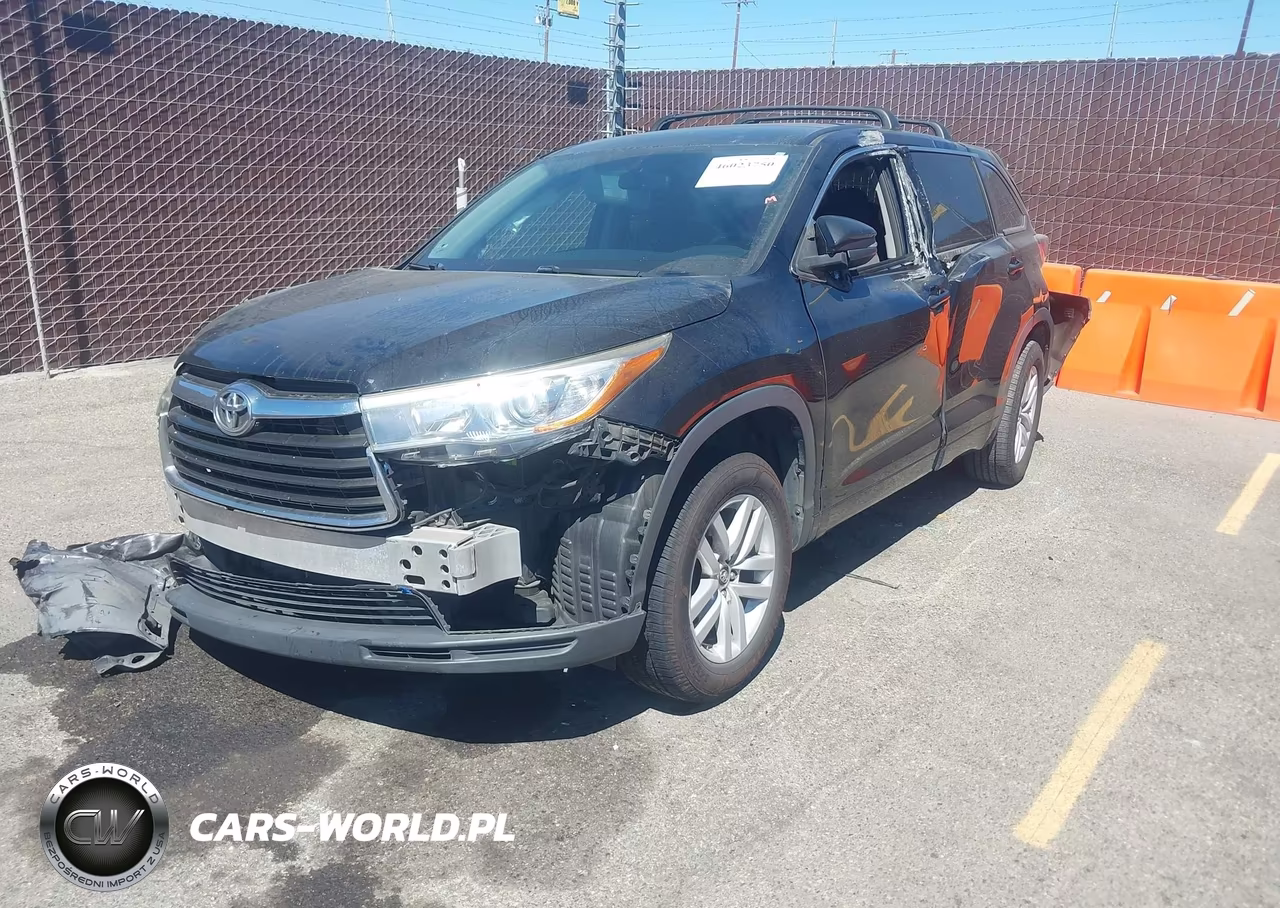 2016 Toyota Highlander Le VIN:5TDZARFH0GS021671 - 2
