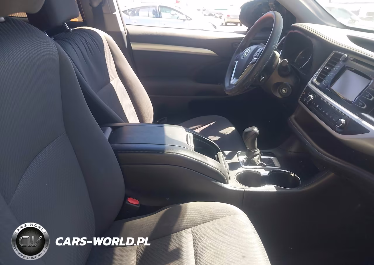 2016 Toyota Highlander Le VIN:5TDZARFH0GS021671 - 5