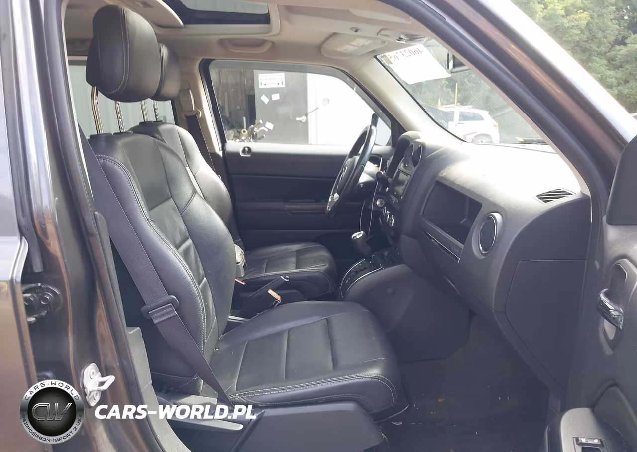 2016 Jeep Patriot High Altitude Edition VIN:1C4NJRFBXGD784187 - 5