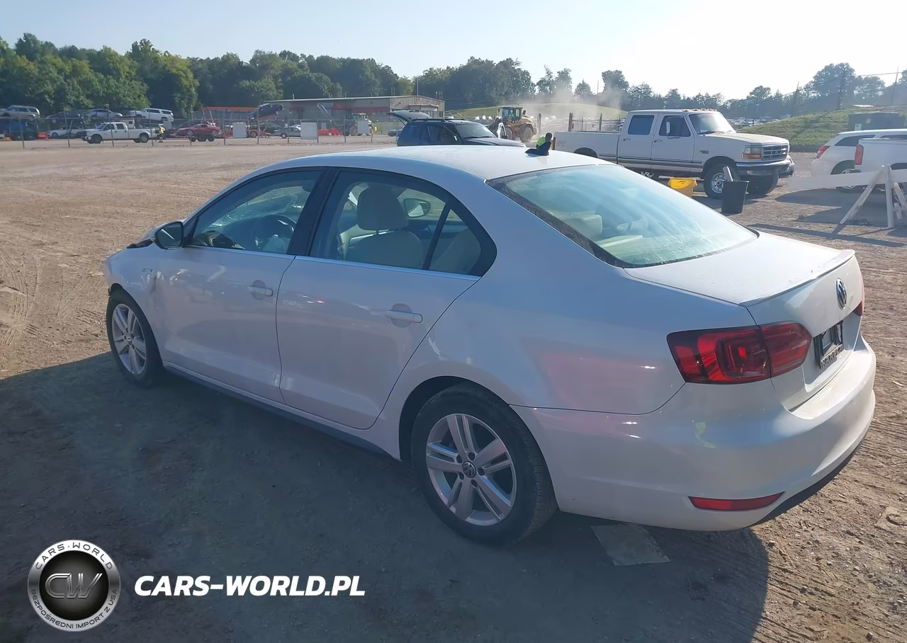 2013 Volkswagen Jetta Hybrid Sel VIN:3VW637AJ6DM295509 - 3