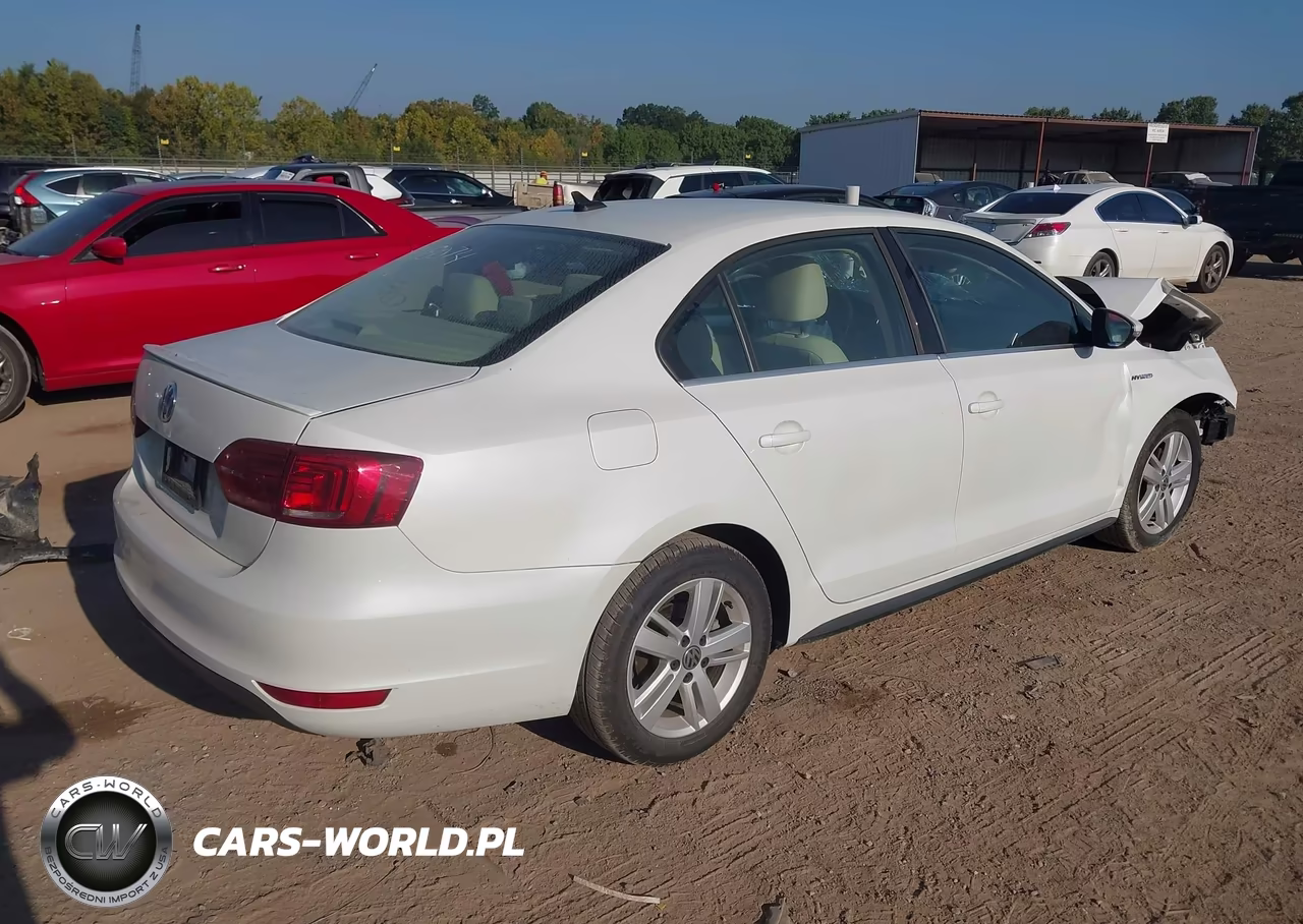 2013 Volkswagen Jetta Hybrid Sel VIN:3VW637AJ6DM295509 - 4