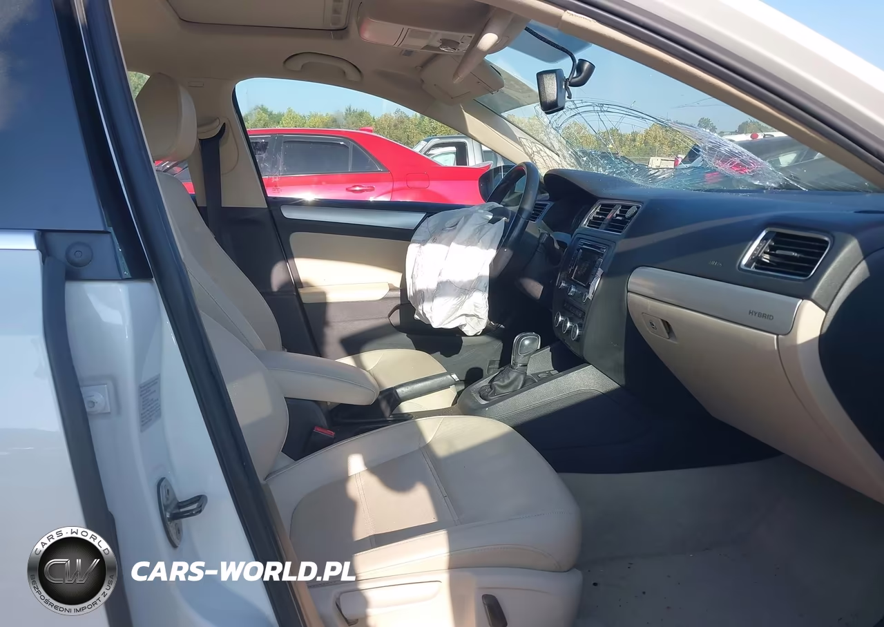 2013 Volkswagen Jetta Hybrid Sel VIN:3VW637AJ6DM295509 - 5