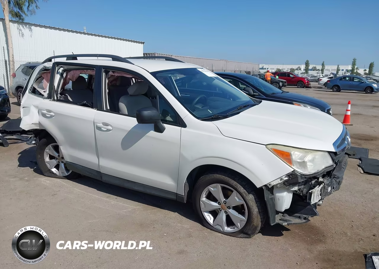 2015 Subaru Forester 2.5I – zdjęcie 1 z 17